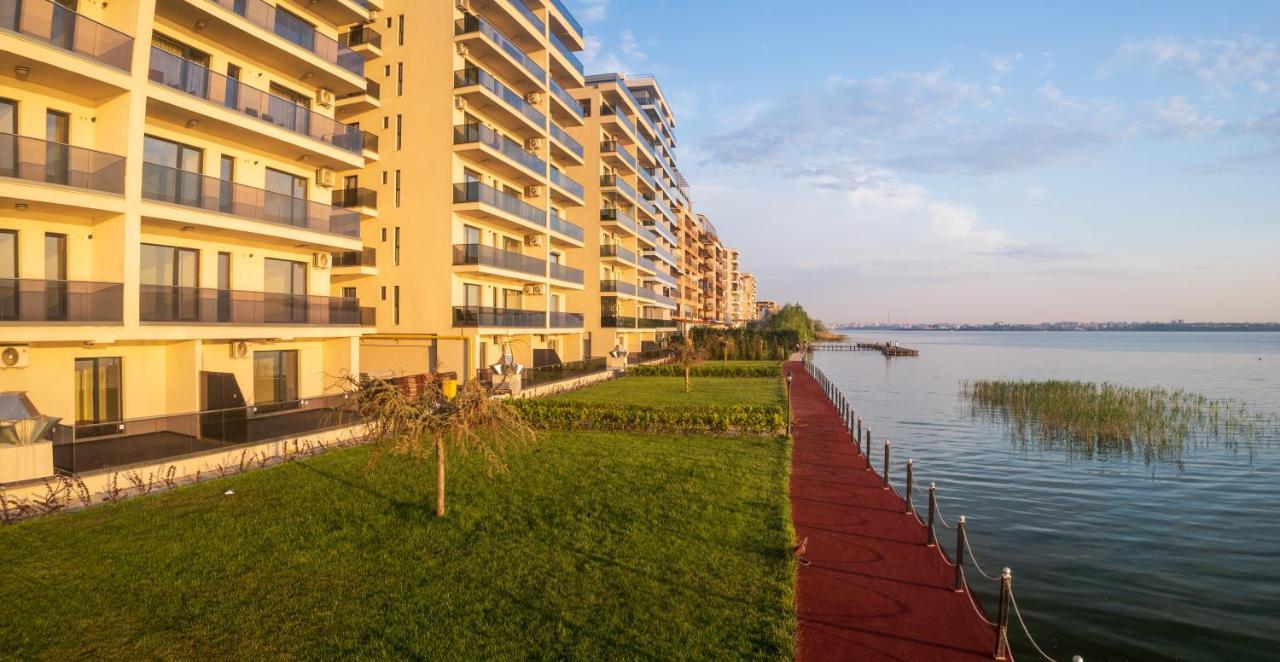 Lucky 13 Apartment Mamaia Exterior photo